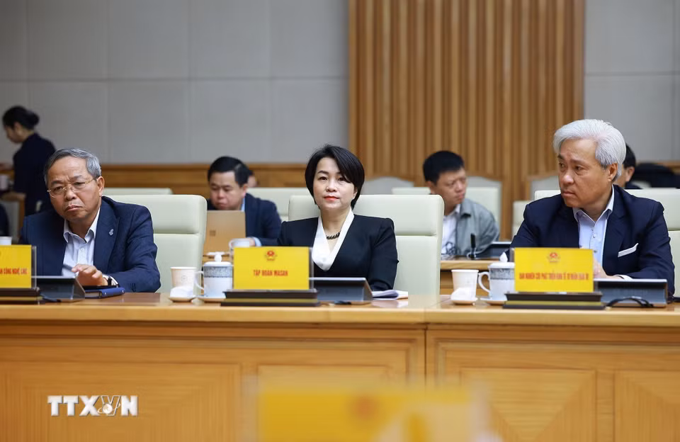 Các đại biểu tham dự Phiên họp lần thứ tư của Ban Chỉ đạo quốc gia triển khai Nghị quyết số 68-NQ/TW của Bộ Chính trị về phát triển kinh tế tư nhân. (Ảnh: Dương Giang/TTXVN)
