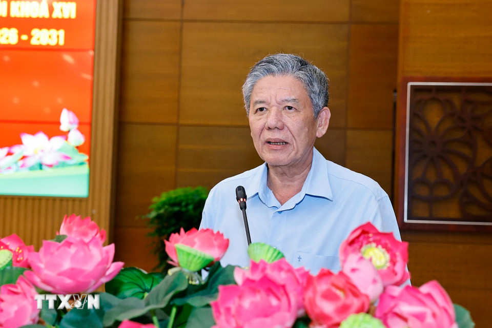 Ông Ngô Chí Cường, Ủy viên Trung ương Đảng, Bí thư Tỉnh uỷ, Trưởng đoàn đại biểu Quốc hội tỉnh Đồng tháp, Trưởng Ban chỉ đạo về bầu cử Đại biểu Quốc hội khoá XVI và Đại biểu Hội đồng nhân dân các cấp nhiệm kỳ 2026 - 2031 phát biểu. (Ảnh: Doãn Tấn/TTXVN)