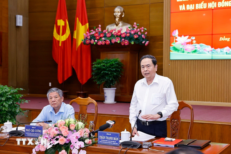 Chủ tịch Quốc hội Trần Thanh Mẫn phát biểu tại buổi làm việc với Ủy ban Bầu cử tỉnh Đồng Tháp. (Ảnh: Doãn Tấn/ TTXVN)