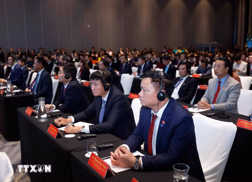 Các đại biểu dự Diễn đàn Kết nối công nghệ Việt Nam-Singapore. (Ảnh: Thống Nhất/TTXVN)