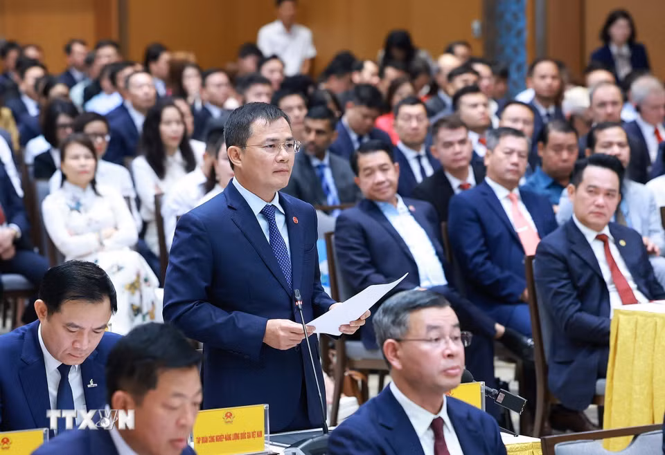 Chủ tịch kiêm Tổng Giám đốc Tập đoàn Công nghiệp-Viễn thông Quân đội (Viettel) Tào Đức Thắng phát biểu. (Ảnh: Dương Giang/TTXVN)