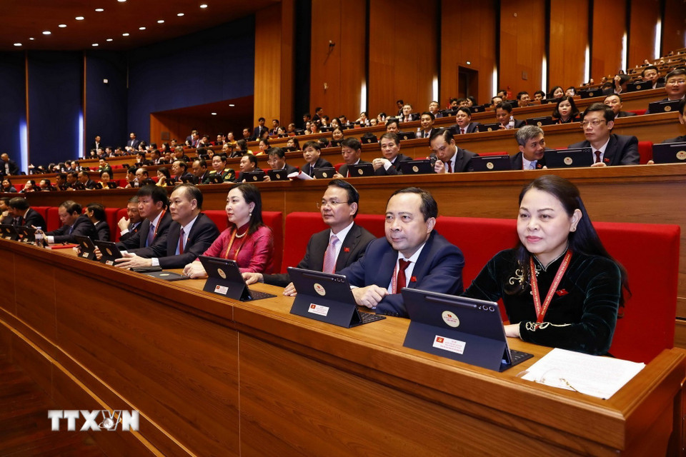 Đoàn đại biểu Đảng bộ tỉnh Ninh Bình dự phiên họp trù bị Đại hội XIV của Đảng. (Ảnh: TTXVN)