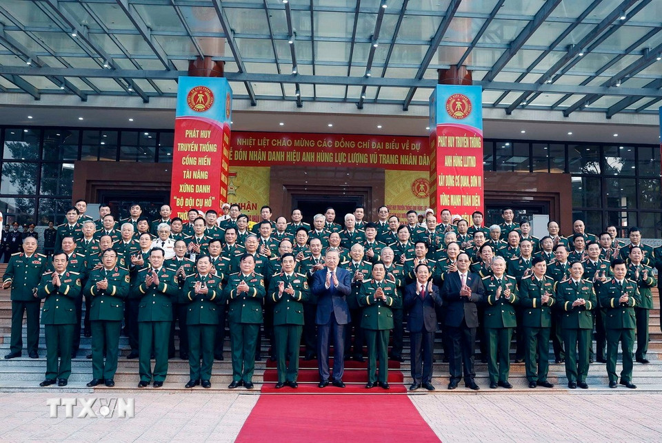 Tổng Bí thư Tô Lâm và các đại biểu dự buổi lễ. (Ảnh: Thống Nhất/TTXVN)