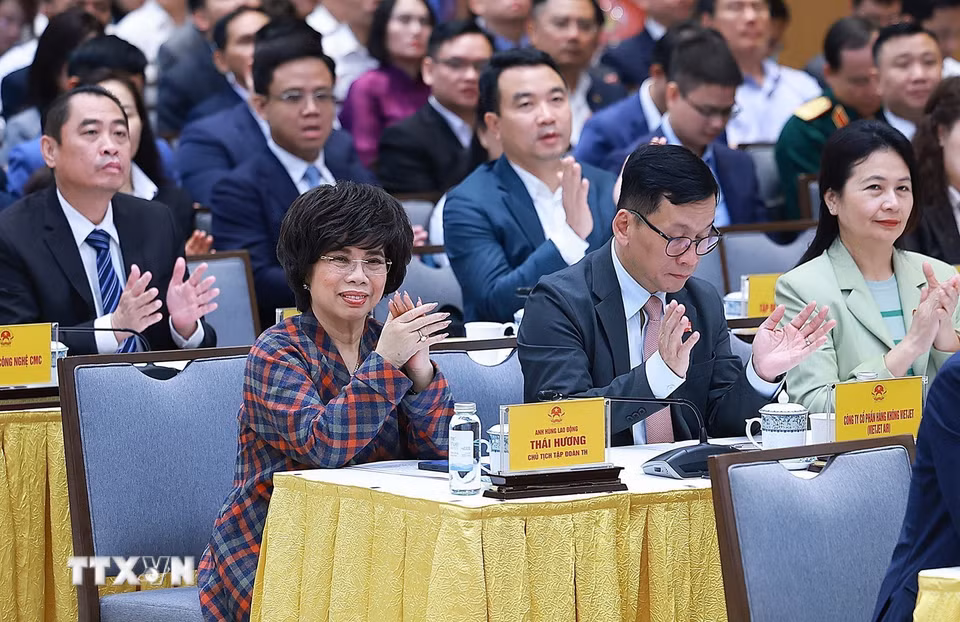 Các đại biểu dự Hội nghị Doanh nghiệp góp phần vào tăng trưởng hai con số. (Ảnh: Dương Giang/TTXVN)