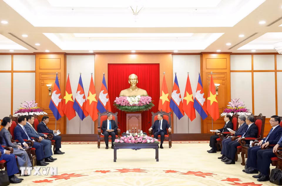 Tổng Bí thư, Chủ tịch nước Tô Lâm tiếp Thủ tướng Campuchia Hun Manet. (Ảnh: Thống Nhất/TTXVN)