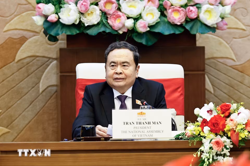 Chủ tịch Quốc hội Trần Thanh Mẫn phát biểu tại cuộc tiếp Lãnh đạo các thành phố ASEAN. (Ảnh: Doãn Tấn/TTXVN)
