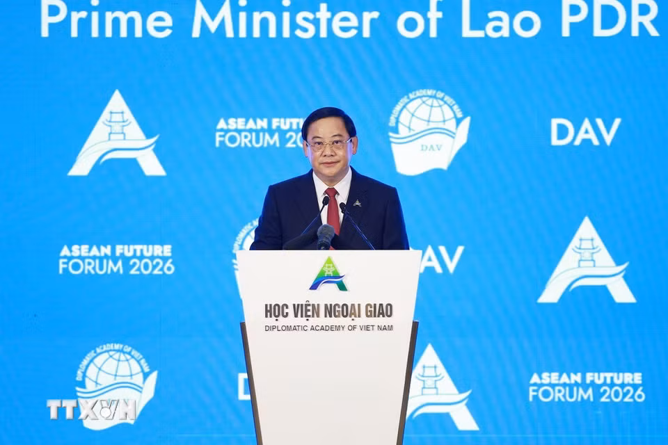 Thủ tướng Lào Sonexay Siphandone phát biểu tại Phiên khai mạc Diễn đàn Tương lai ASEAN lần thứ ba. (Ảnh: Dương Giang/TTXVN)