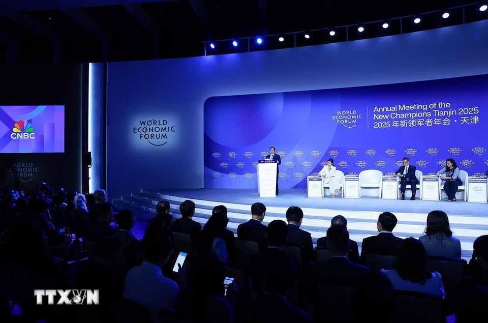 Thủ tướng Phạm Minh Chính phát biểu tại Phiên thảo luận “Thế kỷ của châu Á có đang gặp thách thức?”. (Ảnh: Dương Giang/TTXVN)