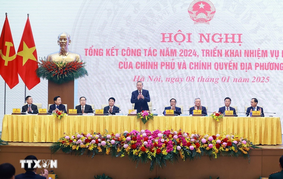 Tổng Bí thư Tô Lâm; Chủ tịch nước Lương Cường; Thủ tướng Phạm Minh Chính; Chủ tịch Quốc hội Trần Thanh Mẫn dự và chủ trì hội nghị. (Ảnh: Dương Giang/TTXVN)