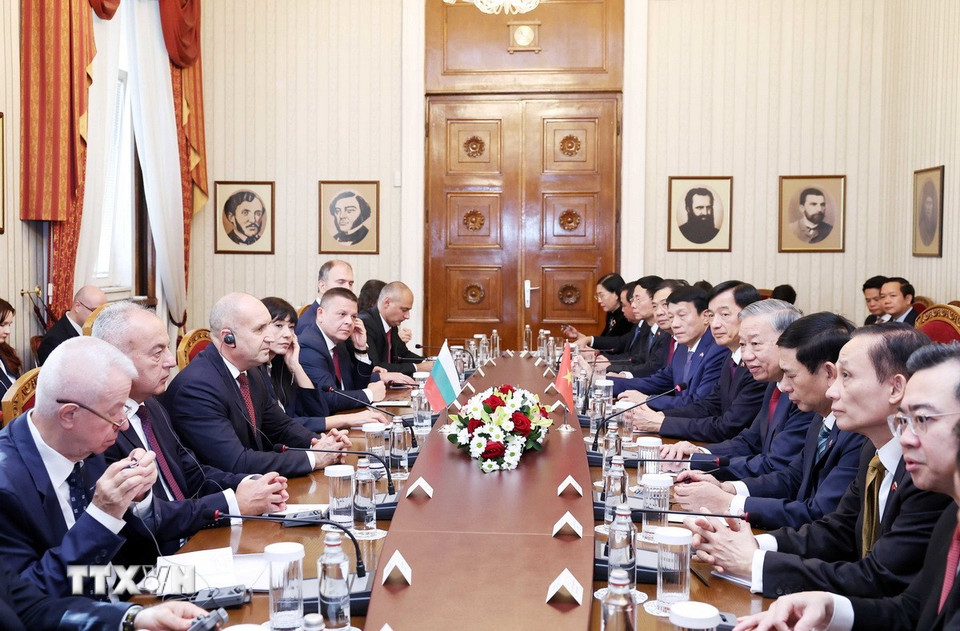 Tổng Bí thư Tô Lâm và Tổng thống Bulgaria Rumen Radev hội đàm chính thức. (Ảnh: Thống Nhất/TTXVN)