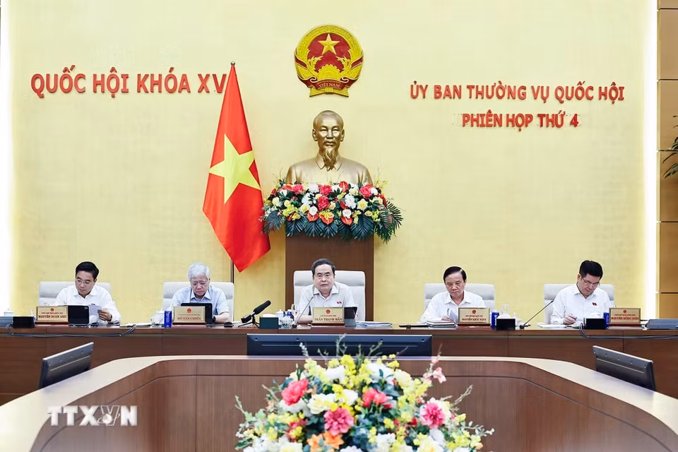 Chủ tịch Bet88app còn khuyến mãi Trần Thanh Mẫn phát biểu. (Ảnh: Doãn Tấn/TTXVN)