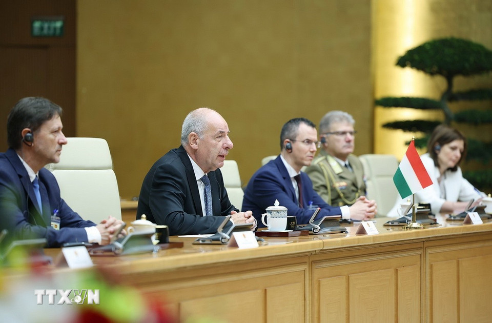 Tổng thống Hungary Sulyok Tamas phát biểu tại cuộc hội kiến Thủ tướng Phạm Minh Chính. (Ảnh: Dương Giang/TTXVN)