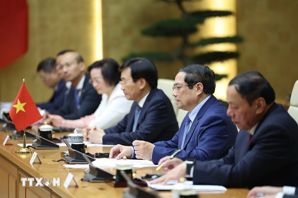 Thủ tướng Phạm Minh Chính phát biểu tại cuộc hội kiến Tổng thống Hungary Sulyok Tamas. (Ảnh: Dương Giang/TTXVN)