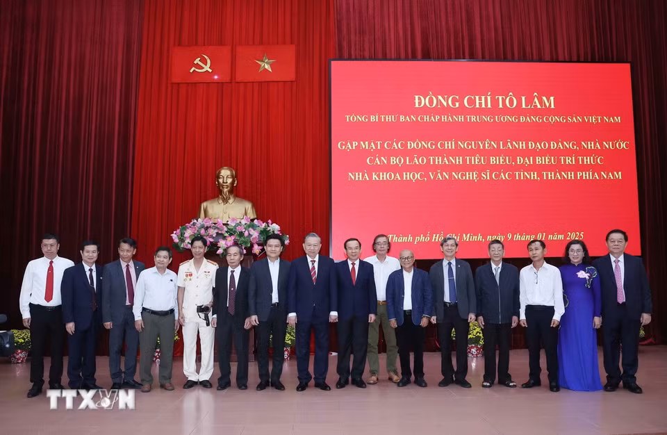 Tổng Bí thư Tô Lâm và các đại biểu. (Ảnh: Thống Nhất/TTXVN)
