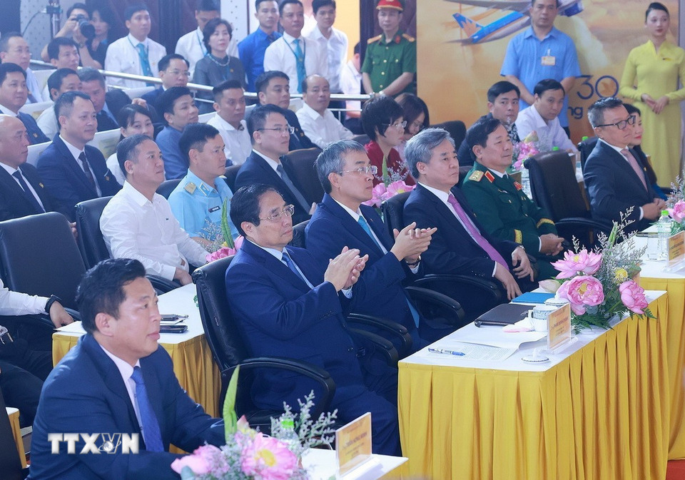 Thủ tướng Phạm Minh Chính dự Lễ kỷ niệm 30 năm thành lập Tổng Công ty Hàng không Việt Nam. (Ảnh: Dương Giang/TTXVN)