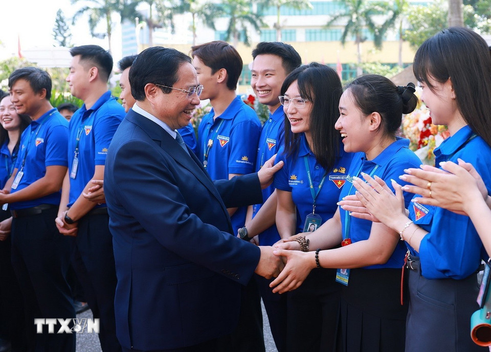 Thủ tướng Phạm Minh Chính đến dự lễ kỷ niệm 30 năm thành lập Tổng Công ty Hàng không Việt Nam. (Ảnh: Dương Giang/TTXVN)