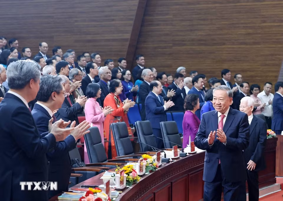 Tổng Bí thư Tô Lâm dự Lễ Công bố Nghị quyết sáp nhập đơn vị hành chính tại Thành phố Hồ Chí Minh. (Ảnh: Thống Nhất/TTXVN)