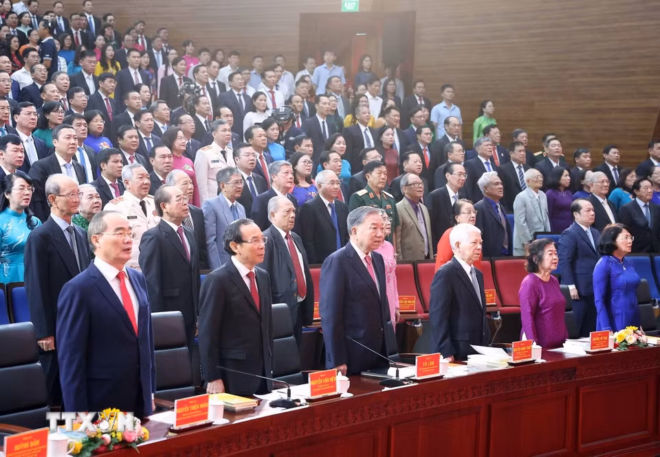 Tổng Bí thư Tô Lâm và các đồng chí lãnh đạo, nguyên lãnh đạo Đảng, Nhà nước dự lễ công bố. (Ảnh: Thống Nhất/TTXVN)