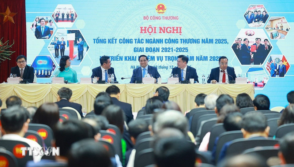 Thủ tướng Phạm Minh Chính dự Hội nghị tổng kết công tác ngành Công Thương năm 2025. (Ảnh: Dương Giang/TTXVN)