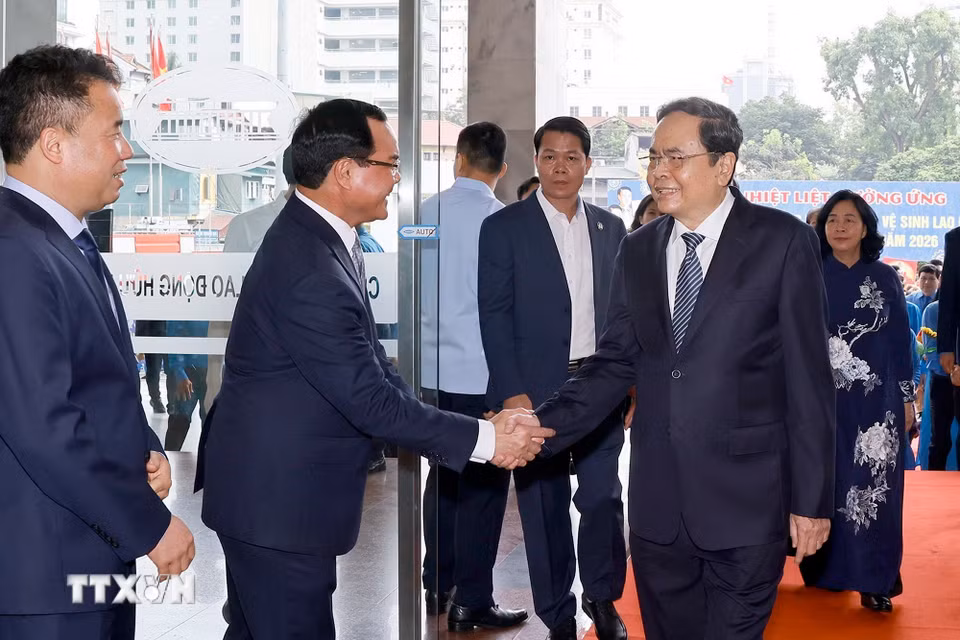 Chủ tịch Quốc hội Trần Thanh Mẫn tới dự Lễ kỷ niệm 140 năm Ngày Quốc tế Lao động. (Ảnh: Doãn Tấn/TTXVN)