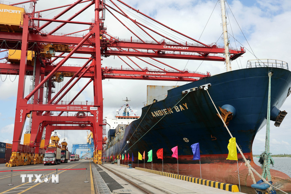 Thaco đẩy mạnh đầu tư, sản xuất kinh doanh đa lĩnh vực, phấn đấu nộp ngân sách Nhà nước 22.000 tỷ đồng. (Ảnh: Trần Tĩnh/TTXVN)