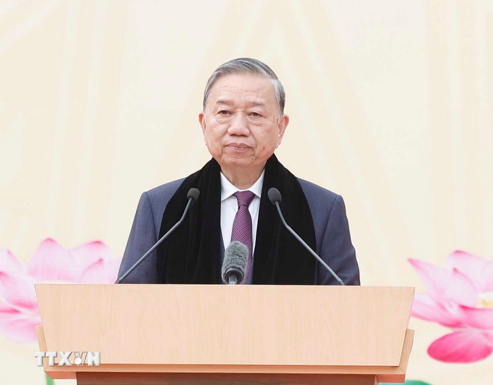 Tổng Bí thư Tô Lâm nói chuyện với nhân dân các dân tộc tỉnh Cao Bằng. (Ảnh: Thống Nhất/TTXVN)