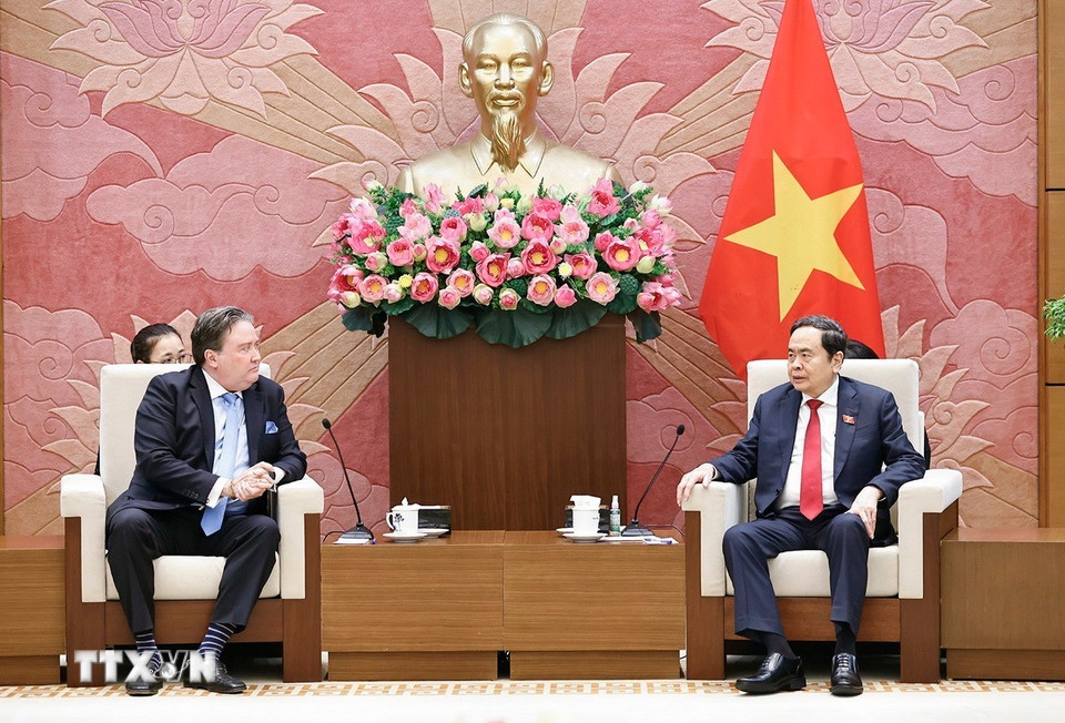 Chủ tịch Quốc hội Trần Thanh Mẫn tiếp Đại sứ Hoa Kỳ tại Việt Nam Marc Knapper đến chào từ biệt nhân dịp kết thúc nhiệm kỳ công tác. (Ảnh: Doãn Tấn/TTXVN)