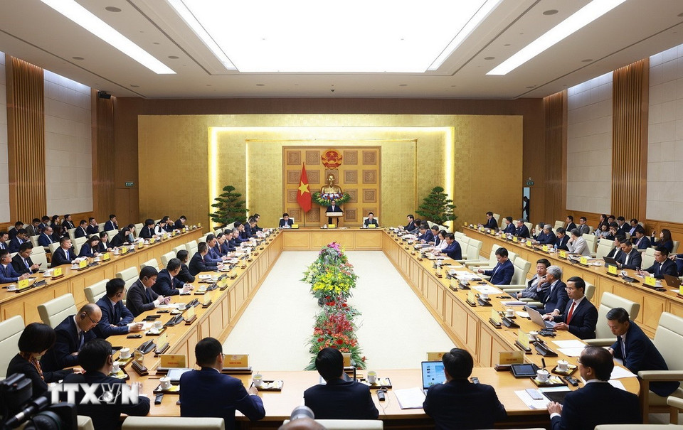 Thủ tướng Phạm Minh Chính chủ trì Tọa đàm với các doanh nghiệp Trung Quốc. (Ảnh: Dương Giang/TTXVN)
