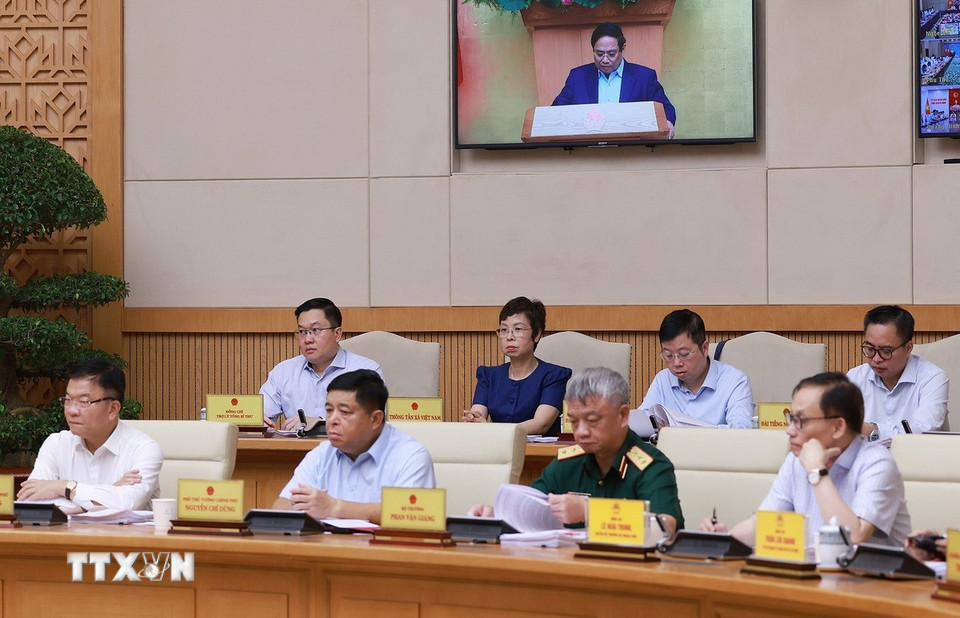 Các Phó Thủ tướng và đại diện các bộ, ngành, cơ quan trực thuộc Chính phủ tham dự Phiên họp Chính phủ thường kỳ tháng 9 năm 2025. (Ảnh: Dương Giang/TTXVN)