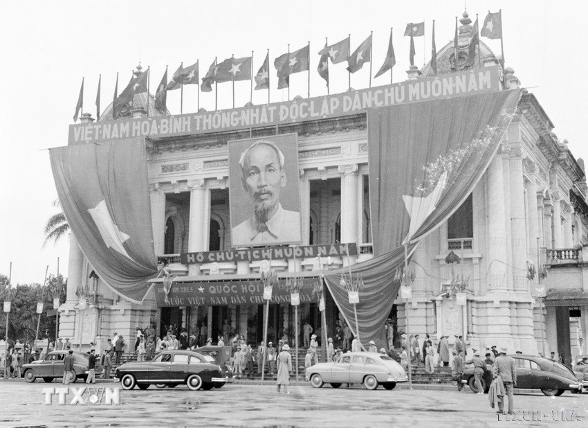 Nhà hát lớn Hà Nội nơi diễn ra kỳ họp thứ 4, Quốc hội khóa I (20/3/1955). (Ảnh: TTXVN)