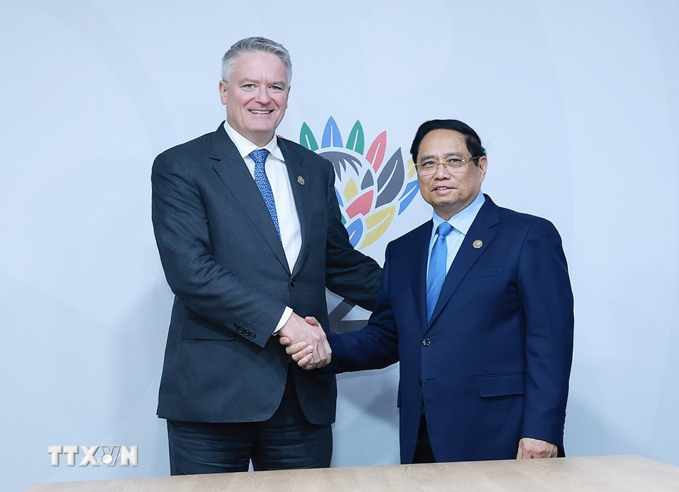 Thủ tướng Phạm Minh Chính gặp Tổng Thư ký Tổ chức Hợp tác và Phát triển kinh tế (OECD) Mathias Cormann. (Ảnh: Dương Giang/TTXVN)