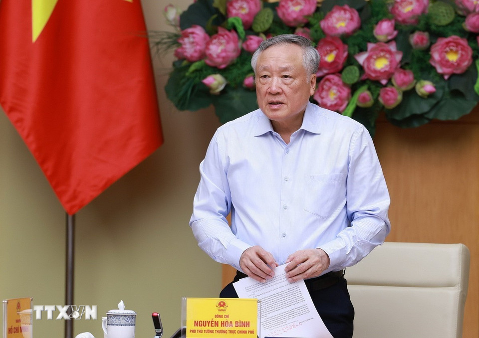 Phó Thủ tướng Thường trực Chính phủ Nguyễn Hoà Bình phát biểu. (Ảnh: Dương Giang/TTXVN)