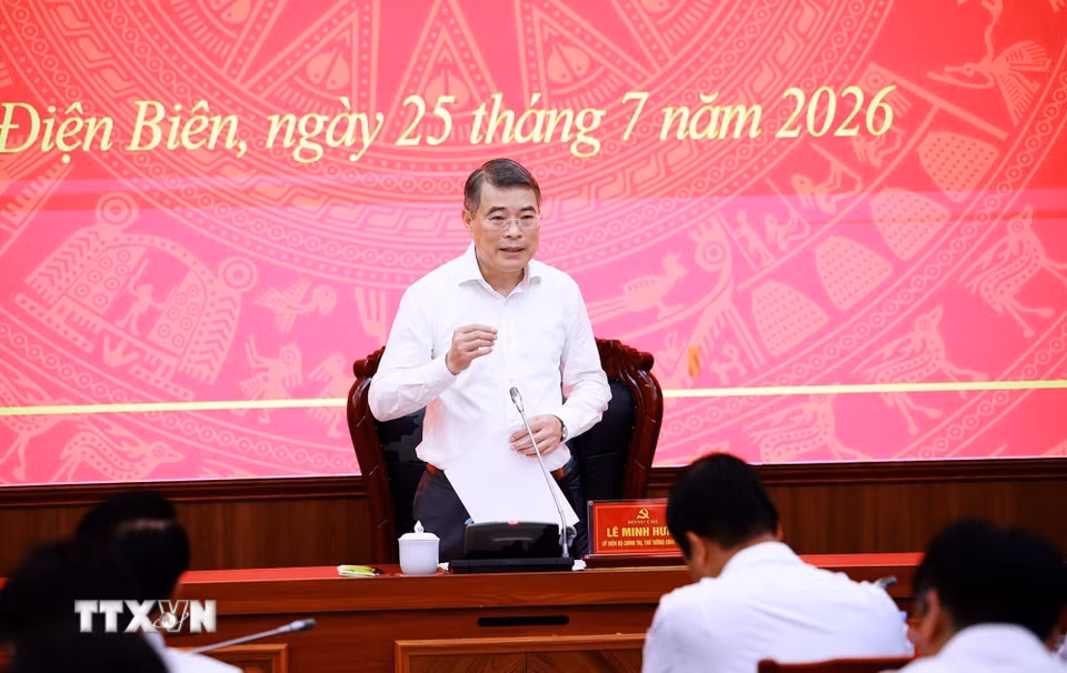 Thủ tướng Lê Minh Hưng làm việc với Ban Thường vụ Tỉnh ủy Điện Biên. (Ảnh: Dương Giang/TTXVN)