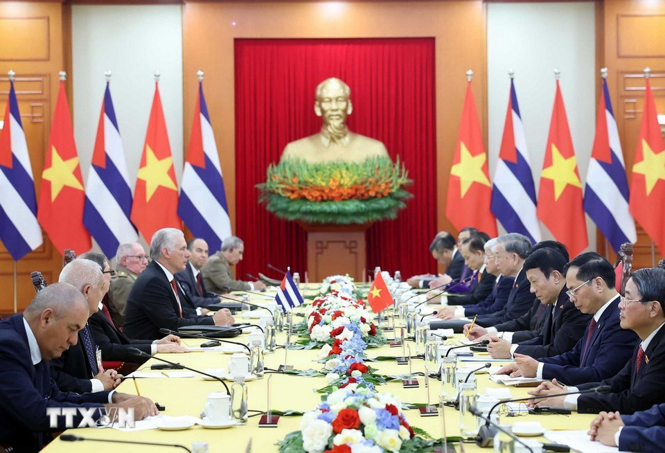 Tổng Bí thư Tô Lâm hội đàm với Bí thư thứ Nhất Đảng Cộng sản Cuba, Chủ tịch nước Cuba Miguel Díaz-Canel Bermúdez. (Ảnh: Thống Nhất/ TTXVN)