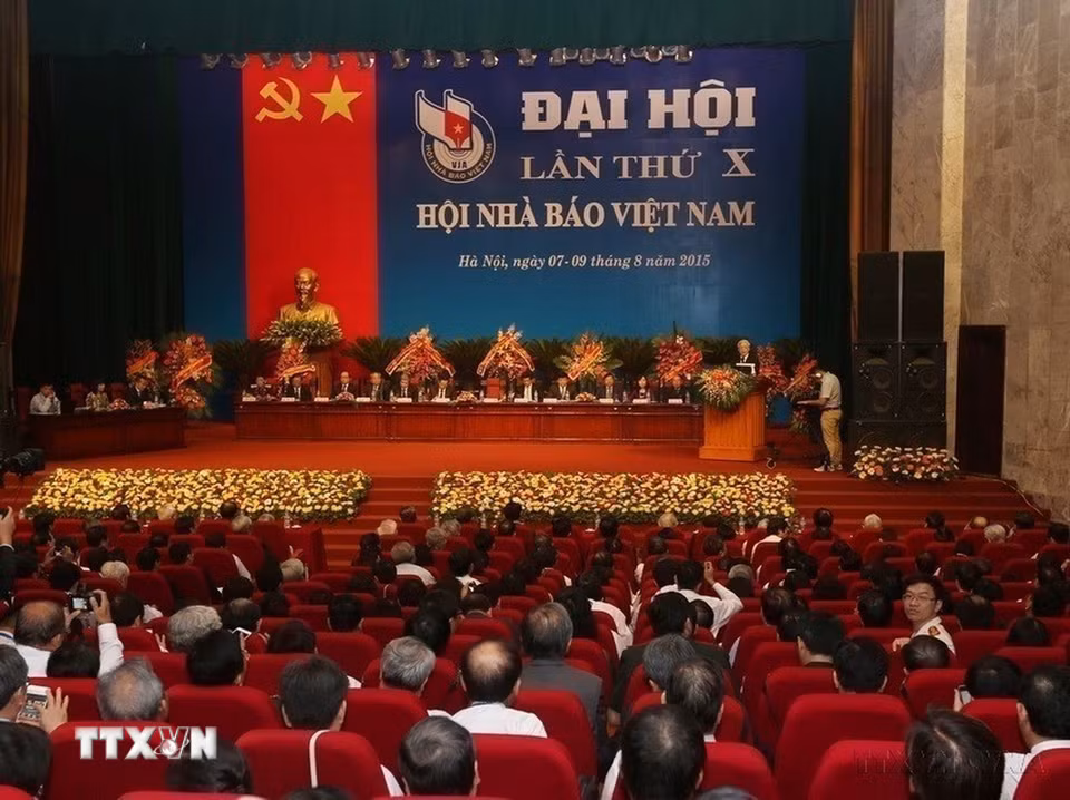 Đại hội đại biểu toàn quốc Hội Nhà báo Việt Nam lần thứ X, nhiệm kỳ 2015-2020, diễn ra sáng 9/8/2015, tại Cung Văn hóa hữu nghị Việt - Xô (Hà Nội). (Ảnh: Trí Dũng/TTXVN)