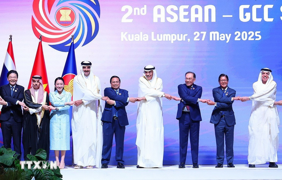Thủ tướng Phạm Minh Chính cùng lãnh đạo các nước ASEAN và GCC tại Hội nghị Cấp cao ASEAN-GCC lần thứ hai. (Ảnh: Dương Giang/TTXVN)