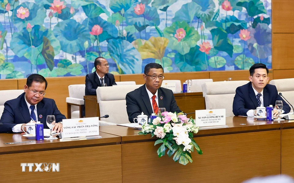 Thượng tướng Suvon Luongbunmi, Phó Chủ tịch Quốc hội Lào phát biểu. (Ảnh: Doãn Tấn/TTXVN)