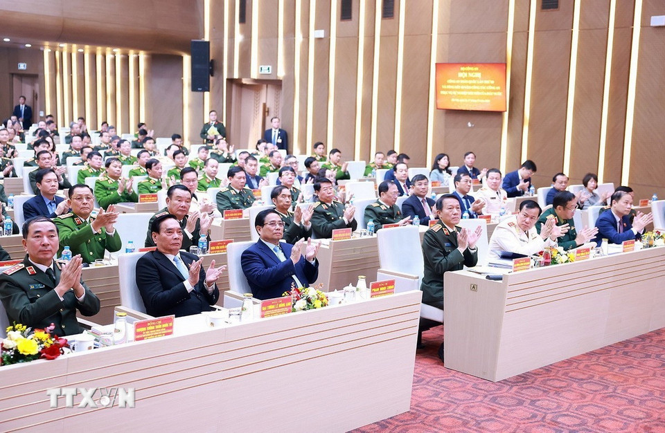 Thủ tướng Phạm Minh Chính và các đại biểu dự Hội nghị Công an toàn quốc lần thứ 80. (Ảnh: Dương Giang/TTXVN)