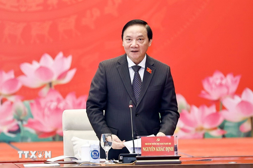 Phó Bí thư Thường trực Đảng ủy Quốc hội, Phó Chủ tịch Quốc hội Nguyễn Khắc Định phát biểu. (Ảnh: Doãn Tấn/TTXVN)