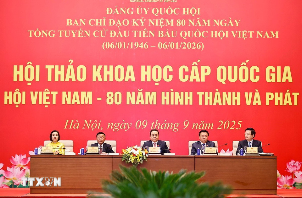 Chủ tịch Quốc hội Trần Thanh Mẫn chủ trì hội thảo. (Ảnh: Doãn Tấn/TTXVN)