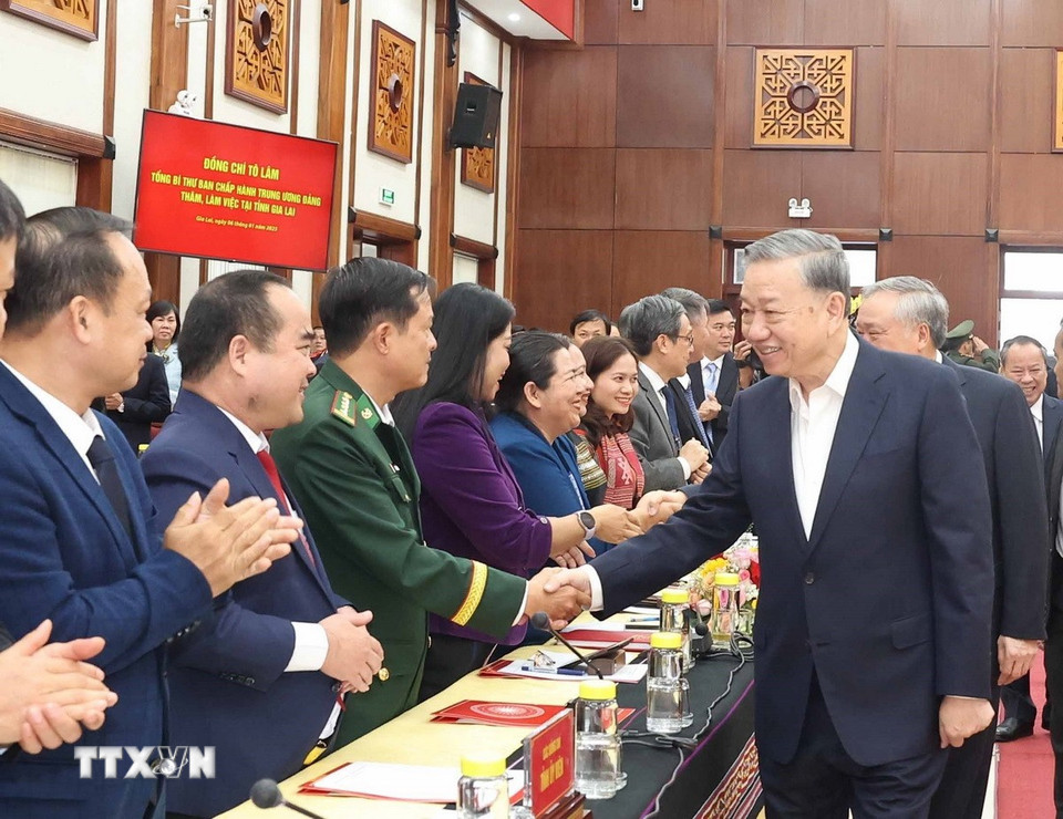 Tổng Bí thư Tô Lâm và các đại biểu. (Ảnh: Thống Nhất/TTXVN)