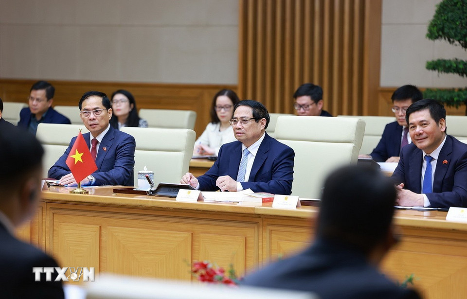 Thủ tướng Phạm Minh Chính phát biểu tại cuộc hội đàm với Thủ tướng Kyrgyzstan Adylbek Kasymaliev. (Ảnh: Dương Giang/TTXVN)