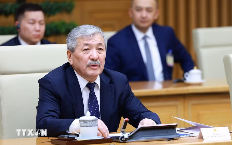 Thủ tướng Kyrgyzstan Adylbek Kasymaliev phát biểu. (Ảnh: Dương Giang/TTXVN)