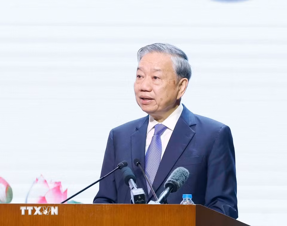 Tổng Bí thư Tô Lâm, Bí thư Quân ủy Trung ương phát biểu tại lễ kỷ niệm. (Ảnh: Thống Nhất/TTXVN)