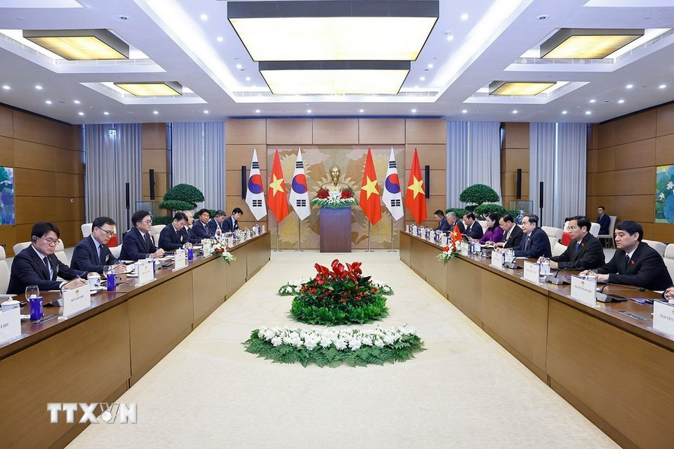 Chủ tịch Quốc hội Trần Thanh Mẫn hội đàm với Chủ tịch Quốc hội Đại Hàn Dân Quốc Woo Won Shik. (Ảnh: Doãn Tấn/TTXVN)