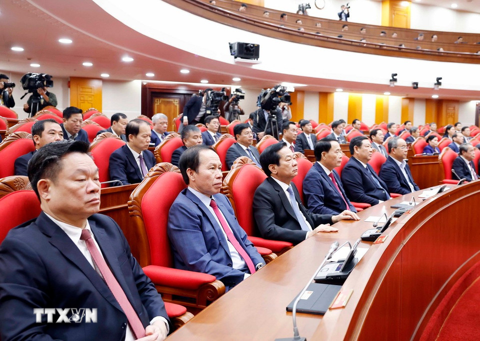 Các đại biểu dự phiên bế mạc Hội nghị lần thứ 14 Ban Chấp hành Trung ương Đảng khóa XIII. (Ảnh: Thống Nhất/TTXVN)