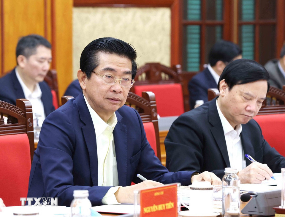 Các đồng chí thành viên Ban Chỉ đạo dự Phiên họp. (Ảnh: Phương Hoa/TTXVN)