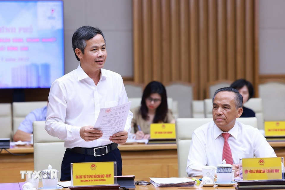 Đại diện doanh nghiệp xây dựng phát biểu. (Ảnh: Dương Giang/TTXVN)