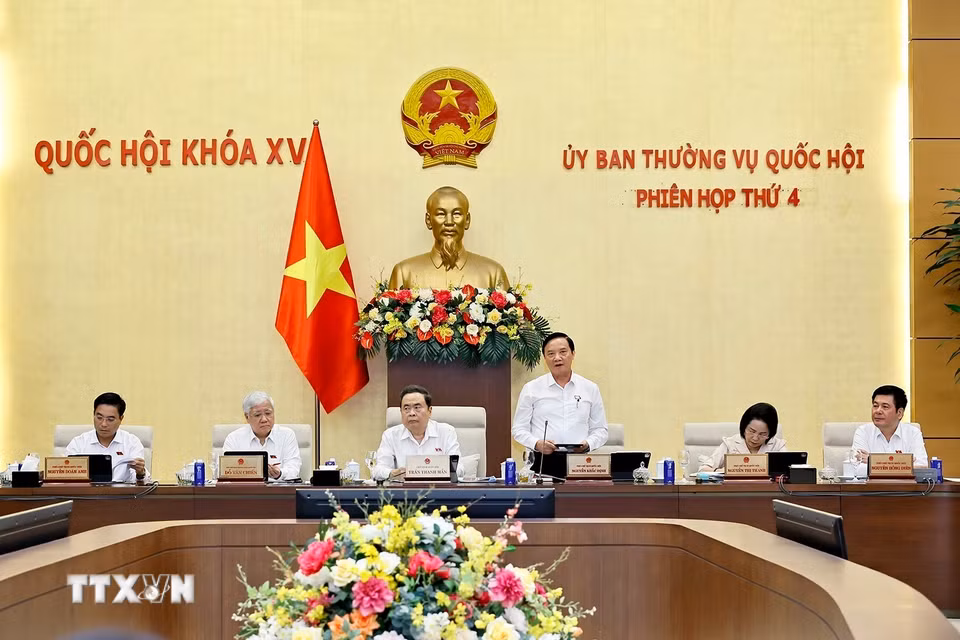 Phó Chủ tịch Quốc hội Nguyễn Khắc Định phát biểu. (Ảnh: Doãn Tấn/TTXVN)