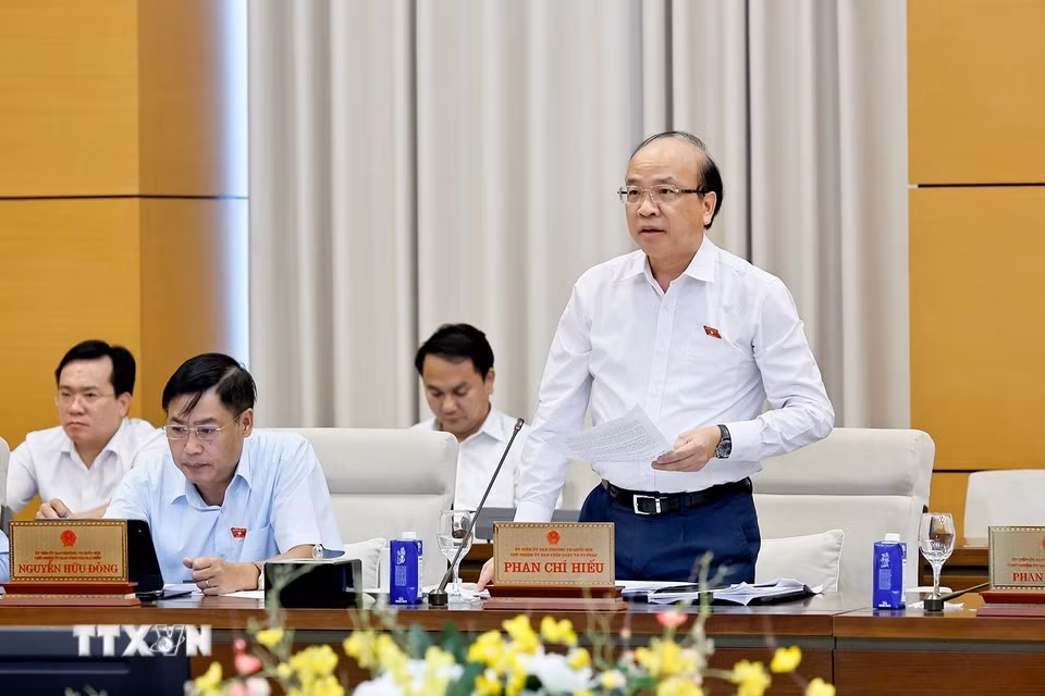 Chủ nhiệm Ủy ban Pháp luật và Tư pháp của Quốc hội Phan Chí Hiếu phát biểu. (Ảnh: Doãn Tấn/TTXVN)
